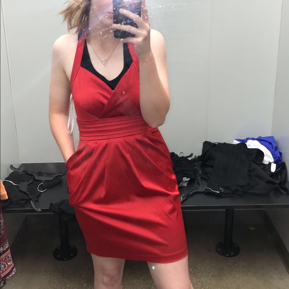red formal dress. - Picture 4 of 4